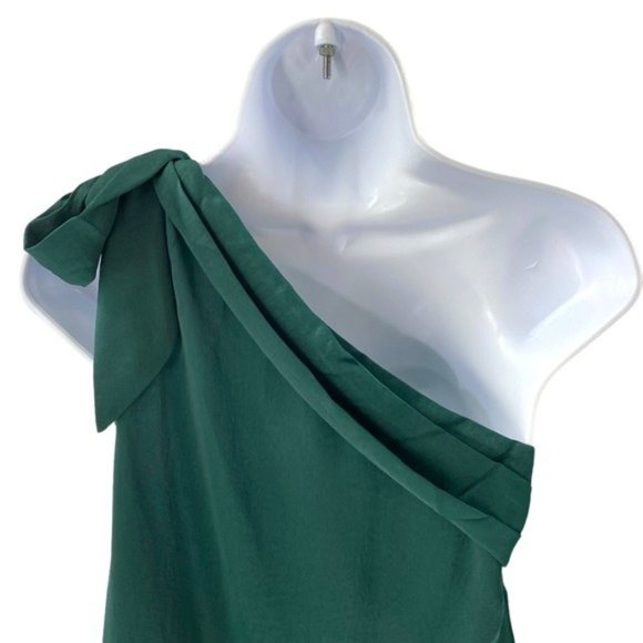 Petal & Pup | NEW Maryanne One Shoulder Satin Top in Hunter Green Size S - Picture 8 of 11